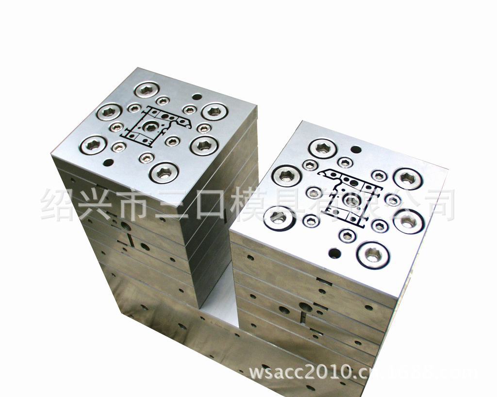 型材一出二机头