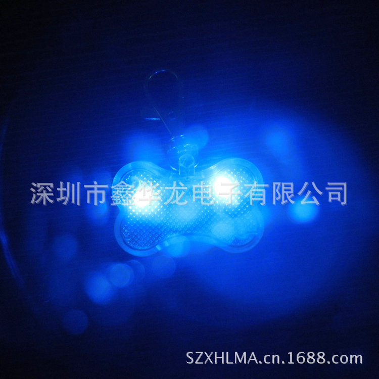 吊墜