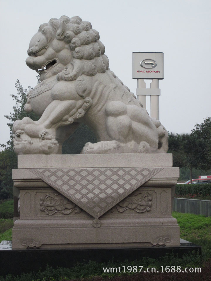 2米高的石狮子 汉白玉狮子 厂家直销大理石狮子 石雕石狮子