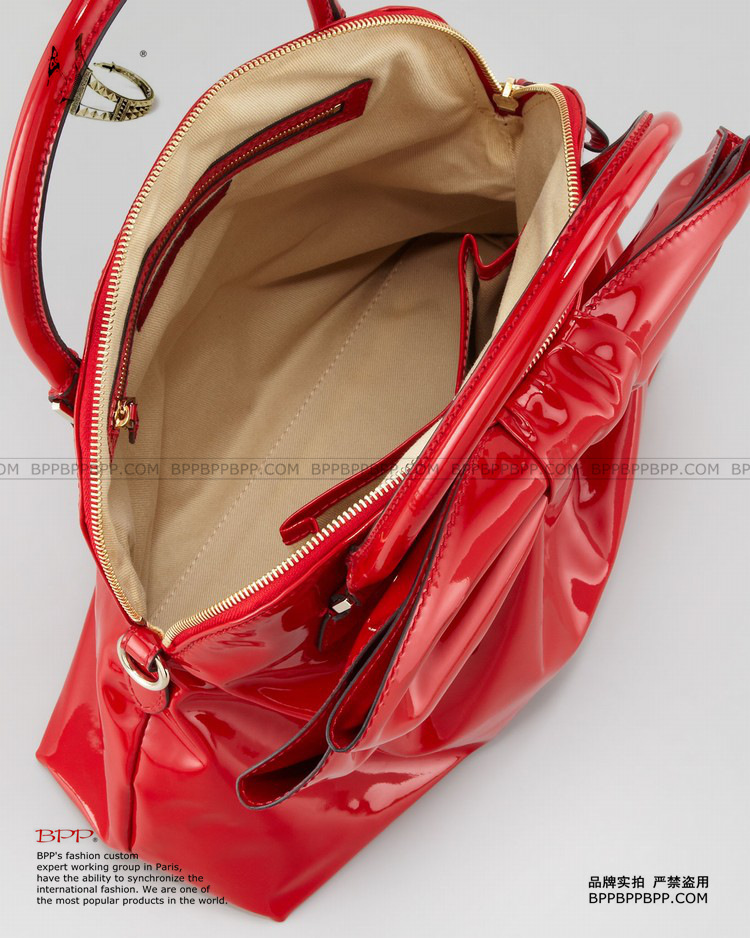 989971531_1382490928