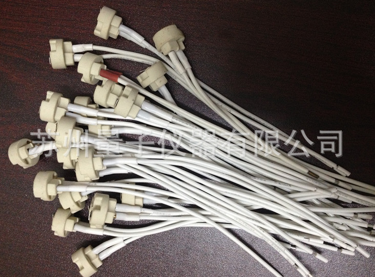 万濠投影仪陶瓷灯座