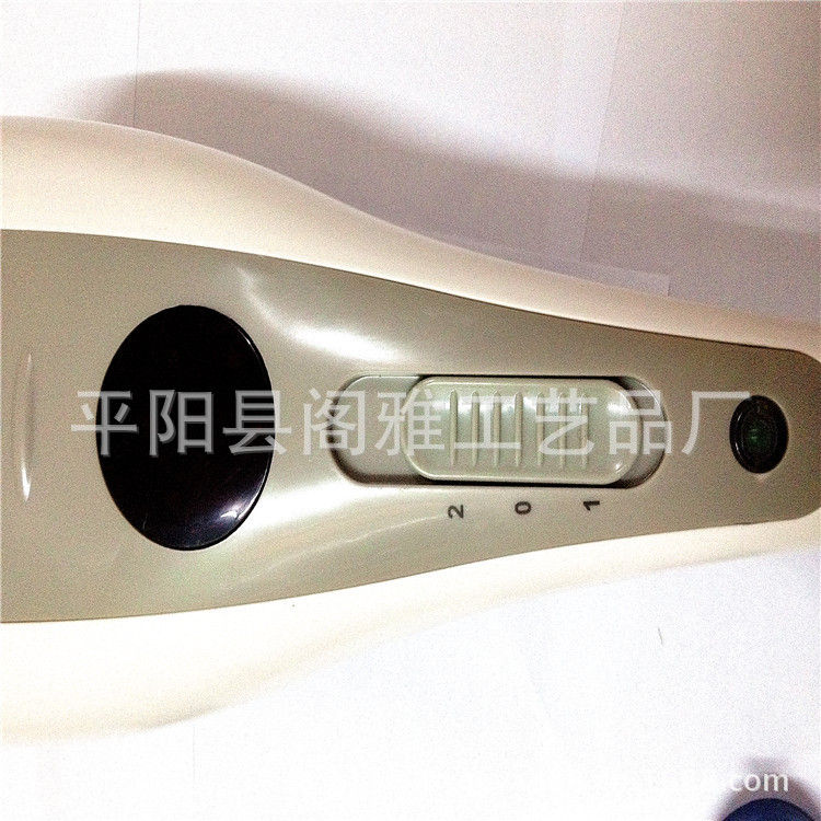 按摩器40