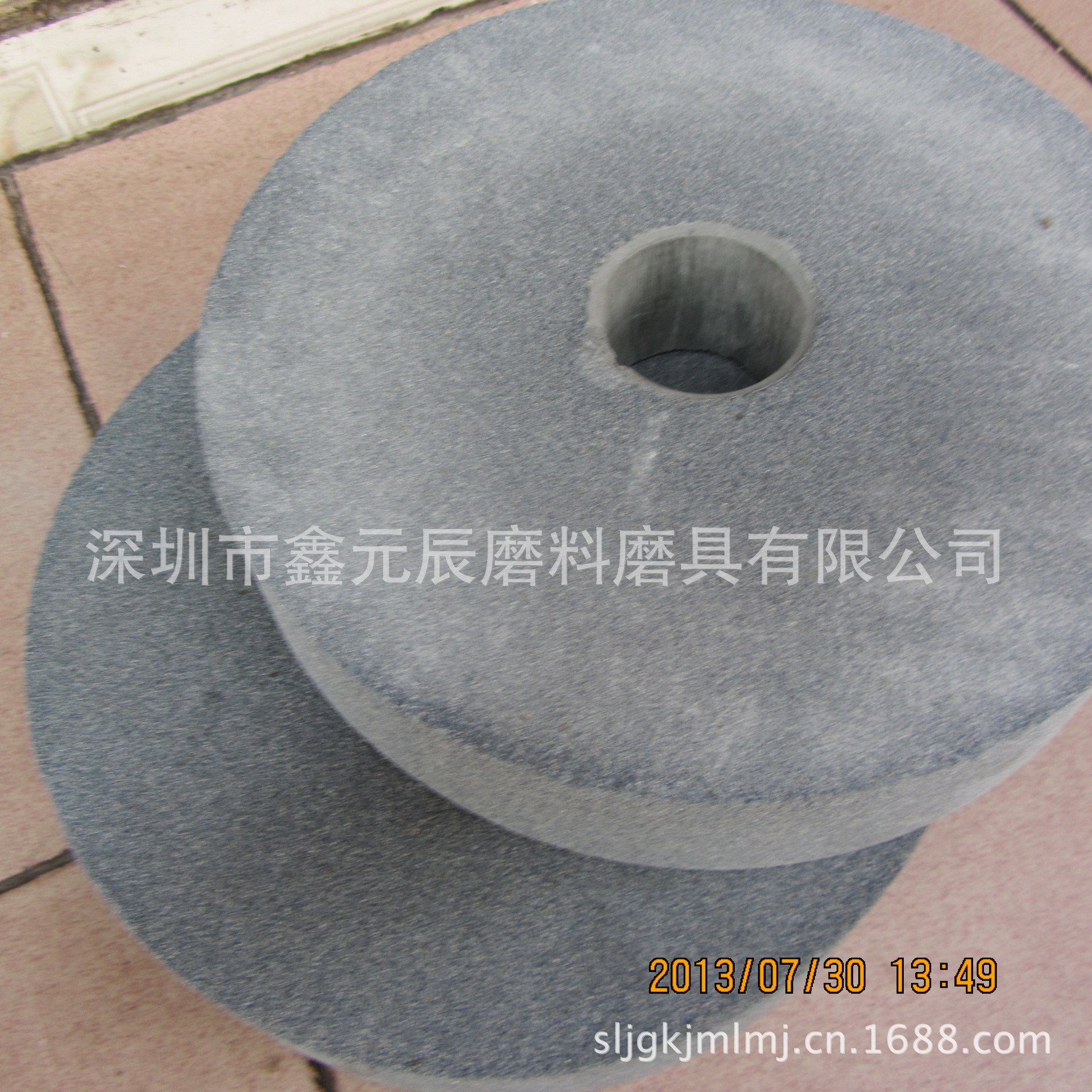 棕刚玉250平面磨砂轮2个叠型