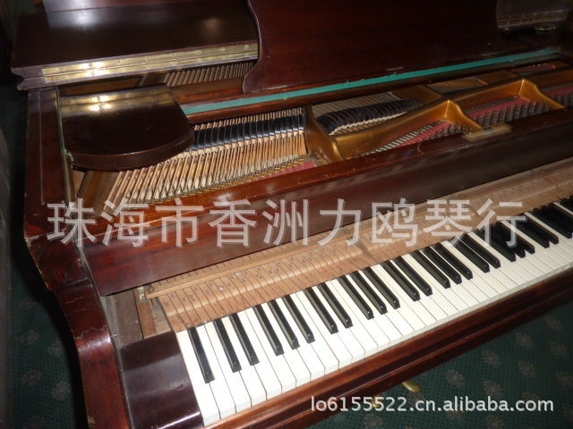 进口雅马哈钢琴