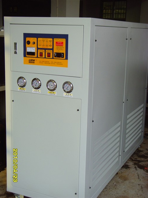 风冷式冷水机组