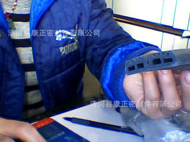 %E5%9B%BE%E7%89%87%20031[1]