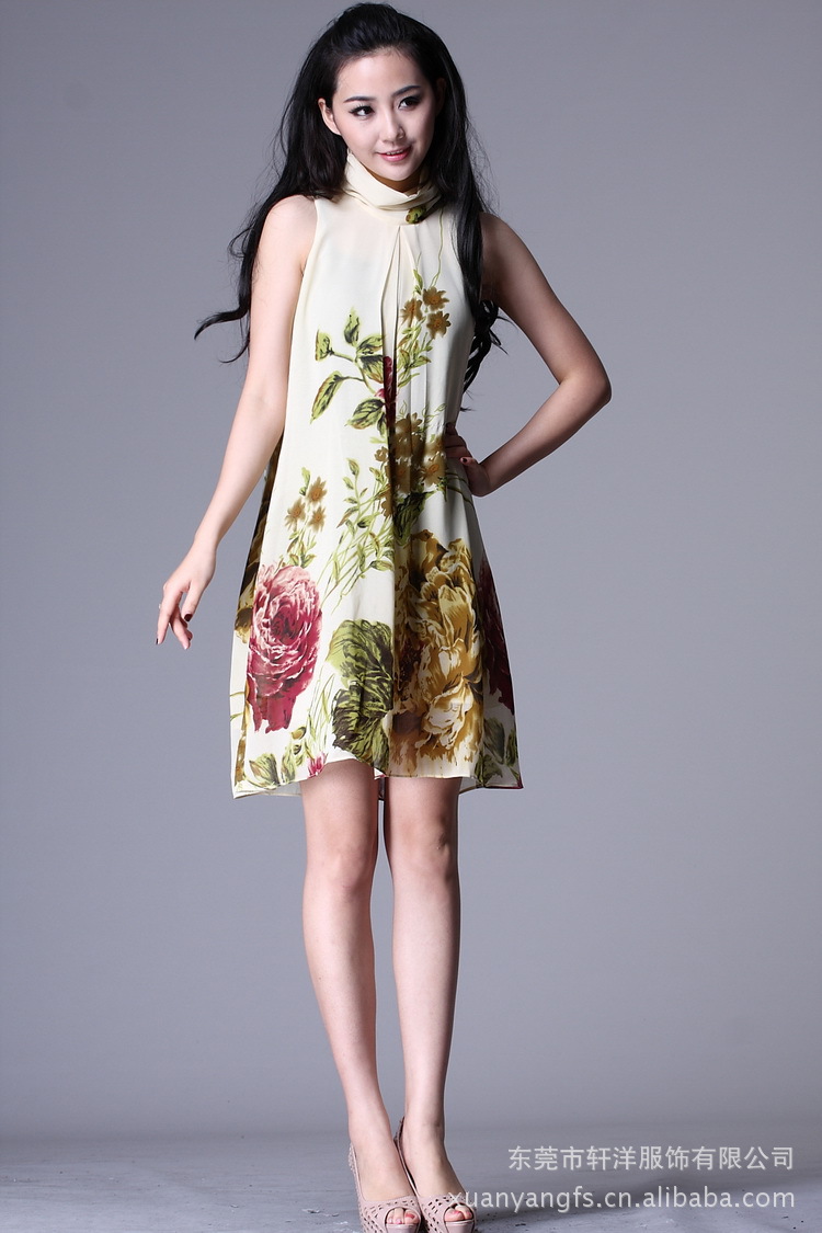 2013夏款彩绘飘逸中裙