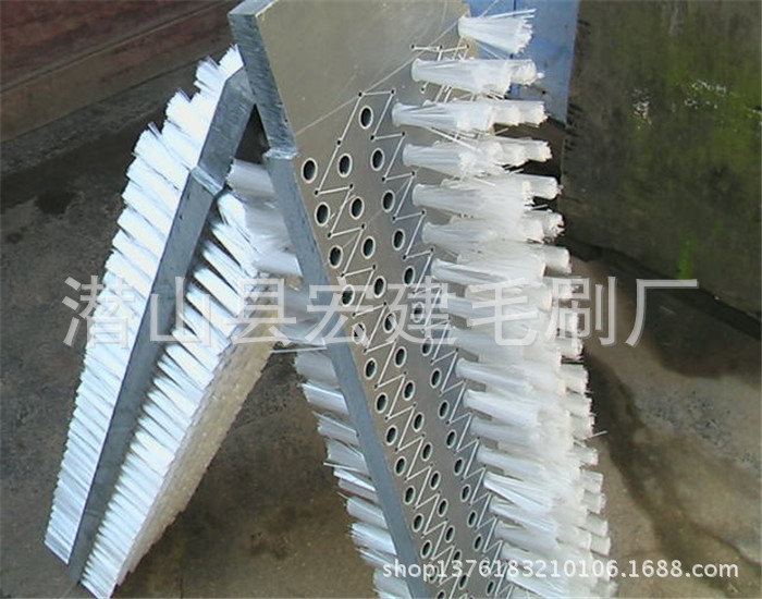 201304211366478934250