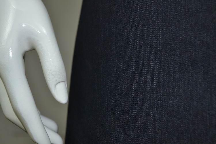 古棉纱16&times;150/40弹力涤棉牛仔布棉涤牛仔布7oz斜纹牛仔布蓝加黑