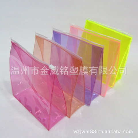 597674963_1833056957