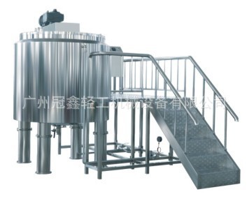 5000L反应搅拌罐