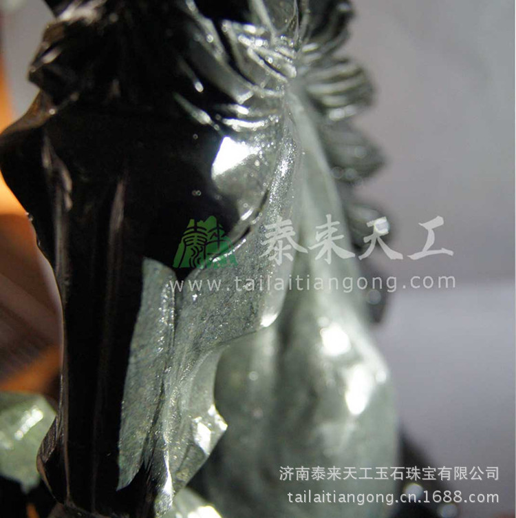 泰山玉马到成功