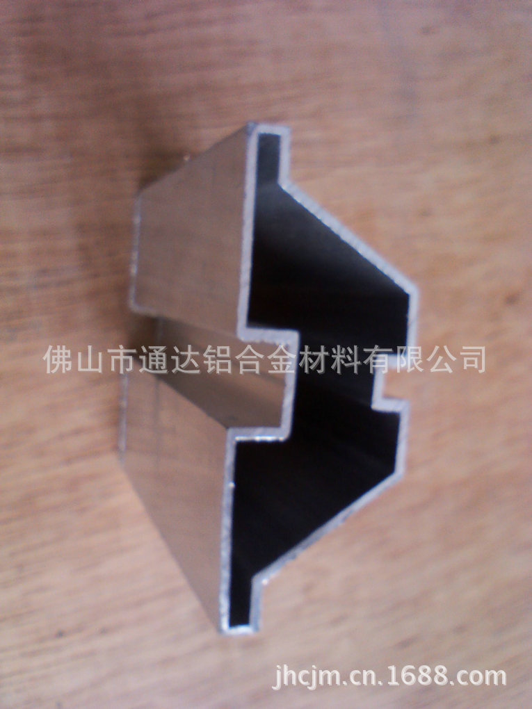 YP20121011170623