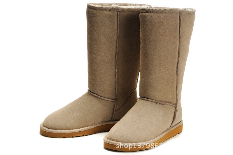 UGG5815