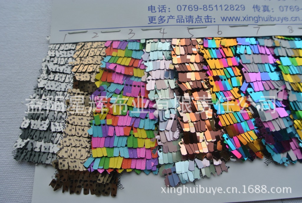 3*9厘长方形渐变色彩色叠片亮片绣花布,手袋工艺品服装用布E101