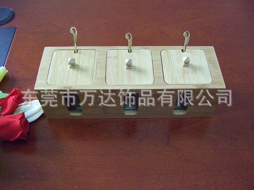 竹艺中三瓶调味盅