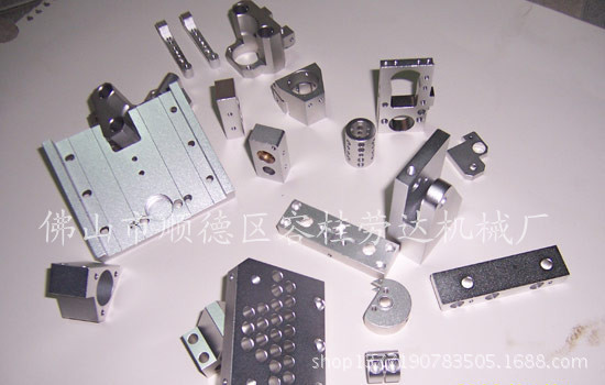 立式加工中心 CNC电脑锣 V6加工中心 劳达机械厂家直销供应