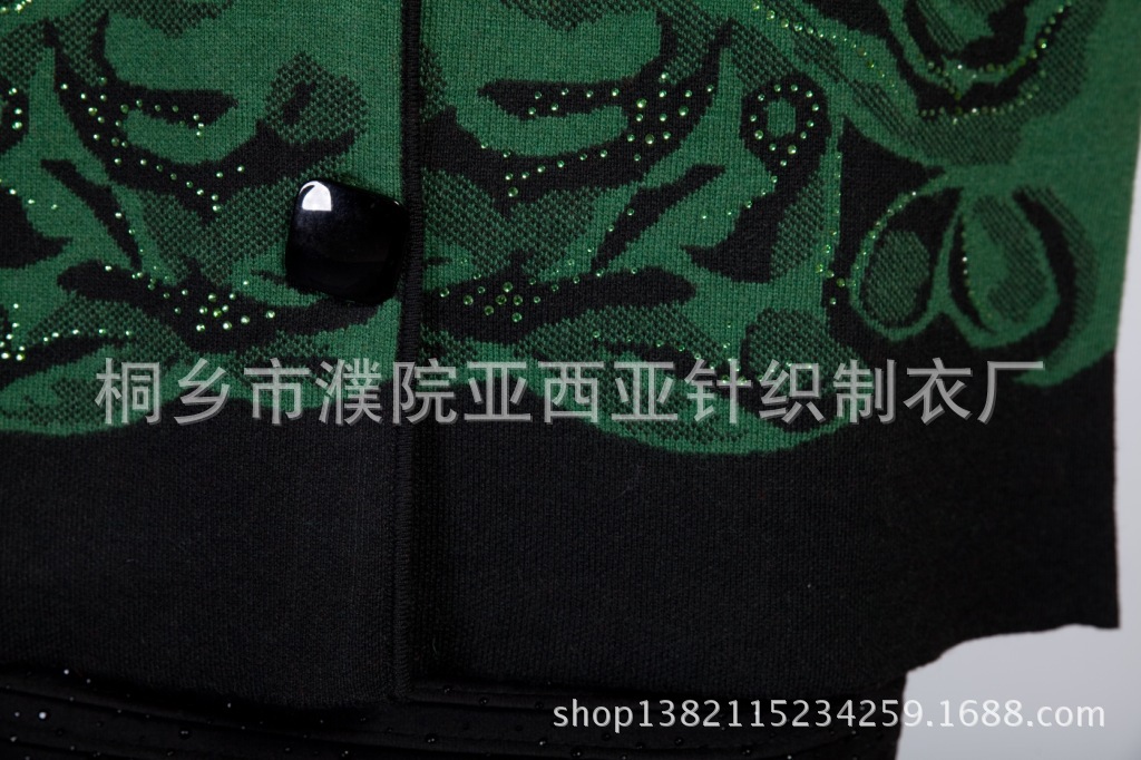 2013秋冬尊贵妈妈装新款羊毛衫