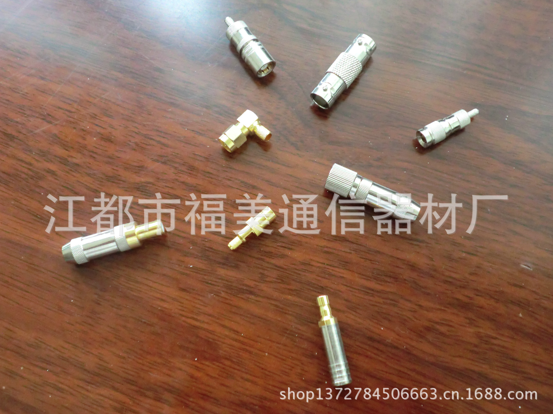 大量供應電子元器件連接器射頻同軸連接器ATNT CC3 華偽 富士通供應各種同鈾連接器L9  BNC  CC3  LE