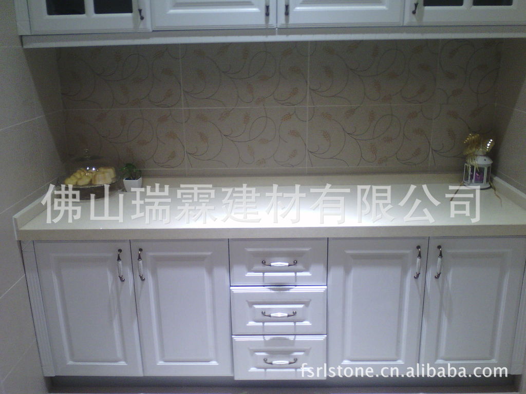 石英石整体厨柜抗污石英石厨房台面佛山整体厨柜台面订做