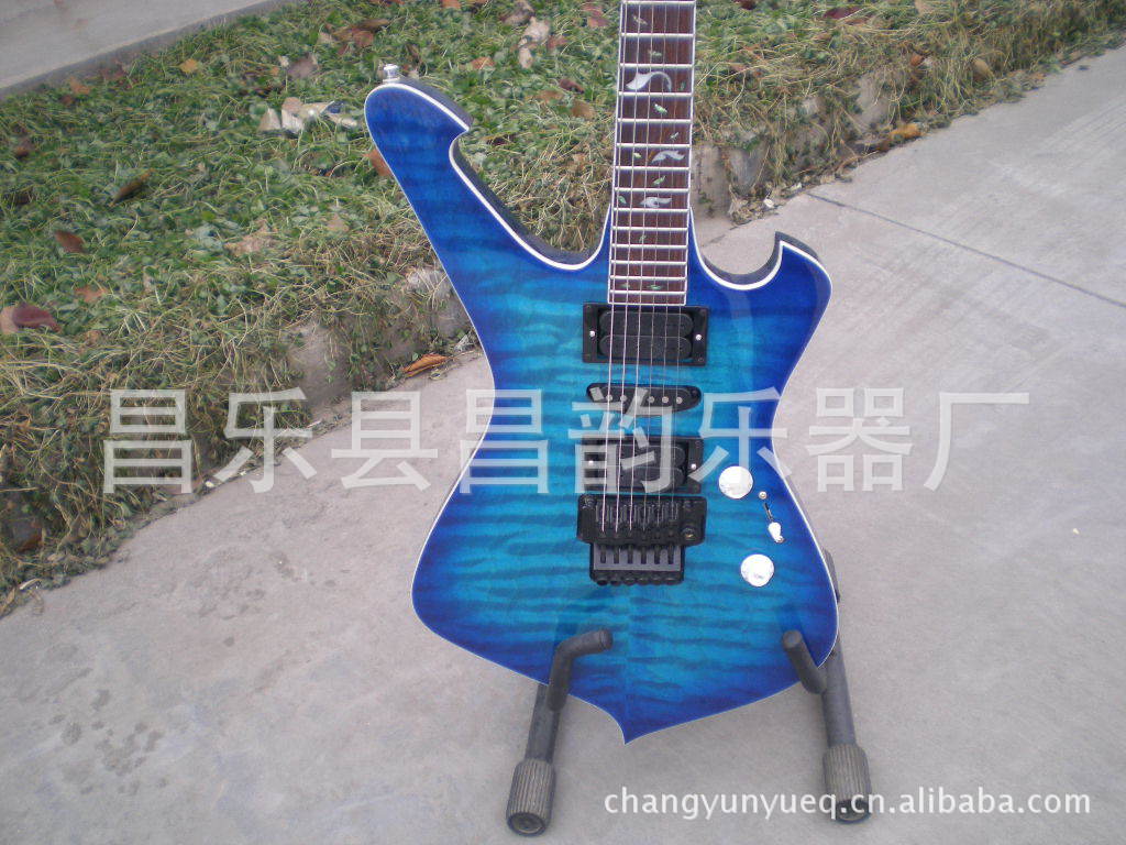 ibanez异形款电吉他