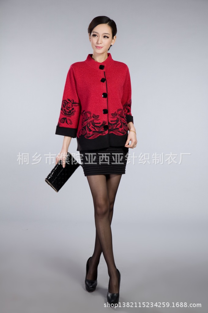 2013秋冬尊贵妈妈装新款羊毛衫