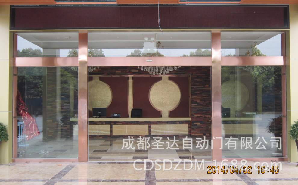 青白江酒店感应门4