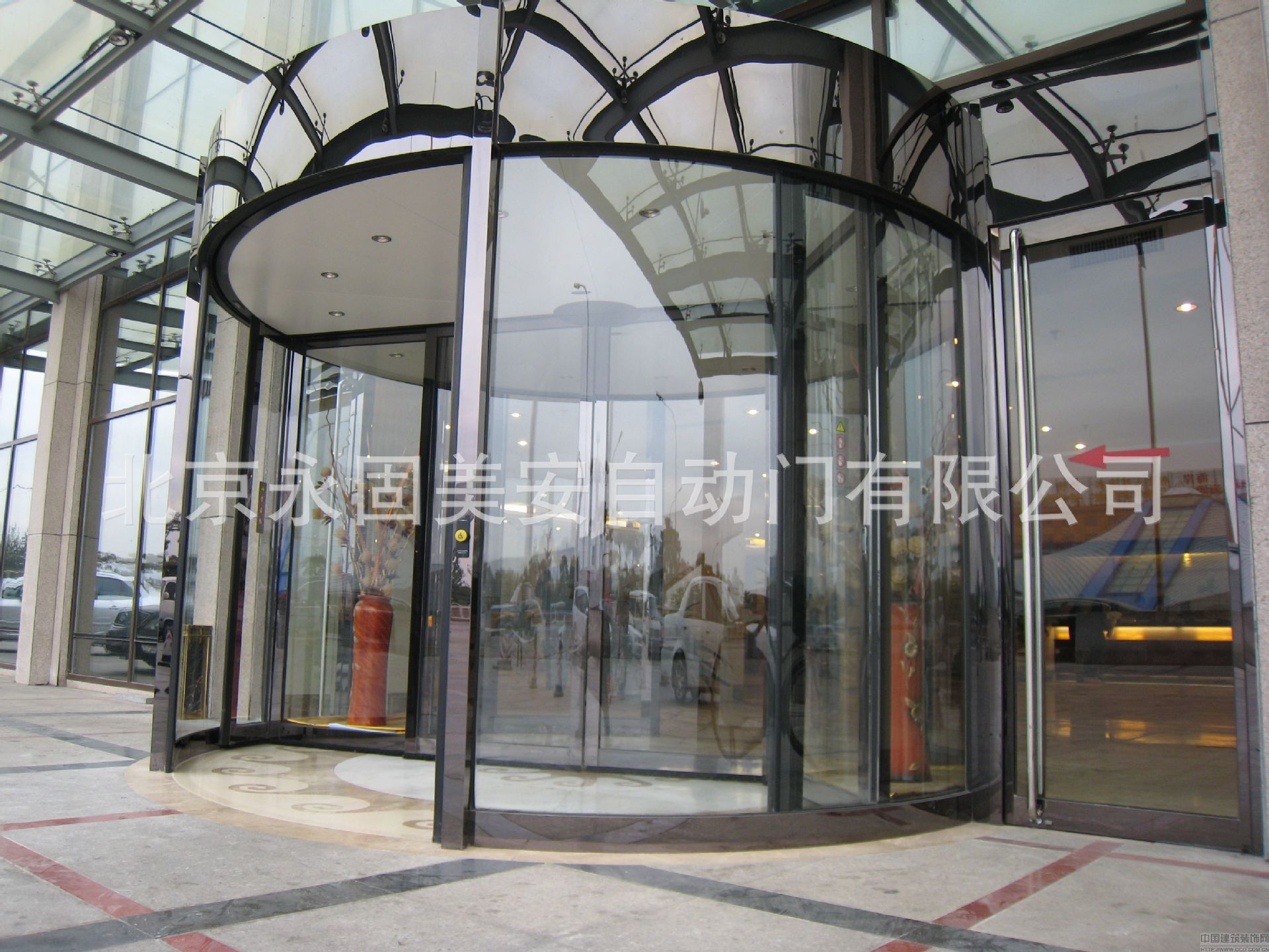 永固美安005有框旋转门120000一套