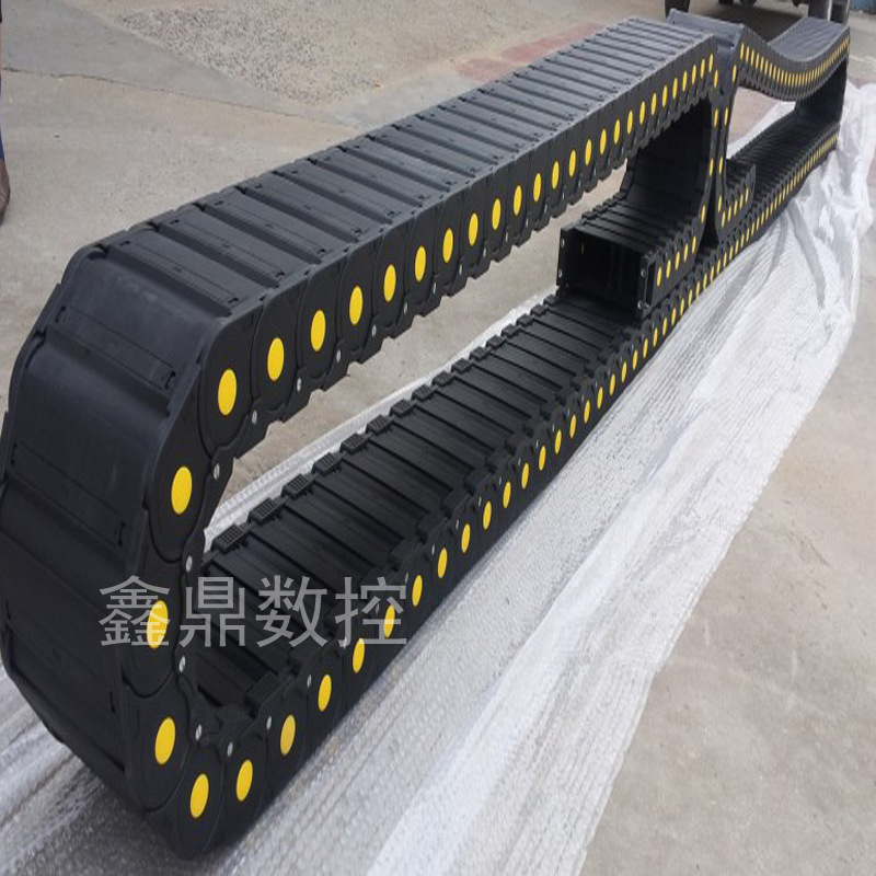 厂家直销45*55*68*80系列带耐磨片塑料拖链.超长行程耐磨。