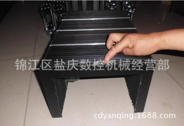 成都盐庆生产的 风琴防护罩价格低质量好 ，可按要求定做