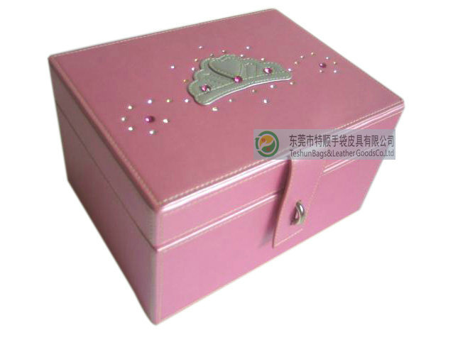 ZB-120珠宝首饰盒-珠光PU-心形饰片-皇冠饰片1-20