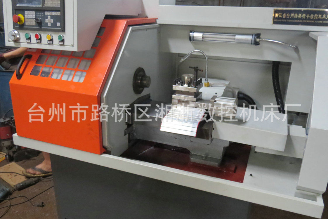 热销推荐 特价精雕数控机床 台州数控液压机床