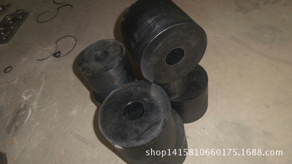 厂家直销 各种型号橡胶缓冲弹簧