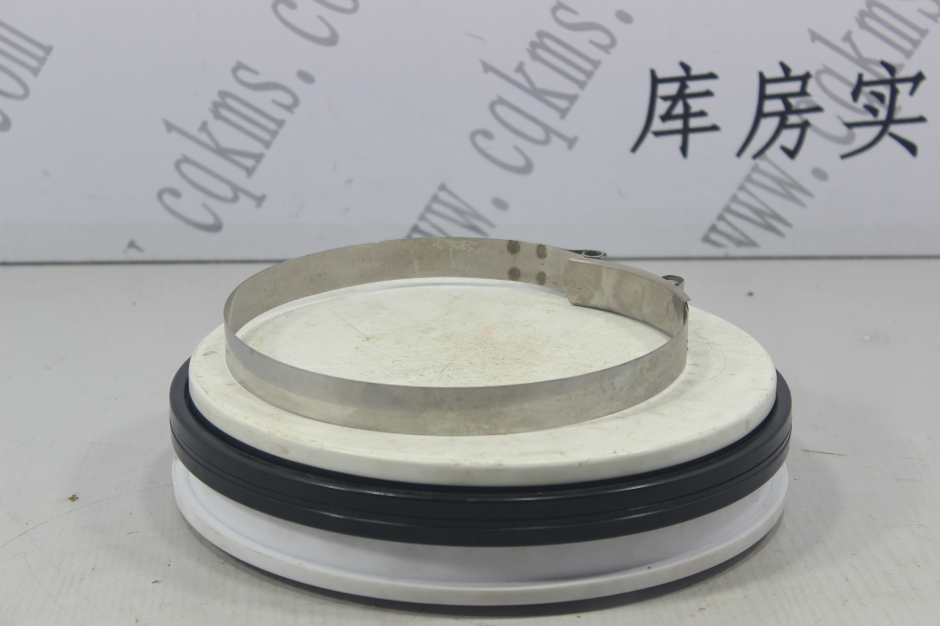 kms02392-204518-T型卡箍----参考重量0.1Kg-0.1Kg图片1
