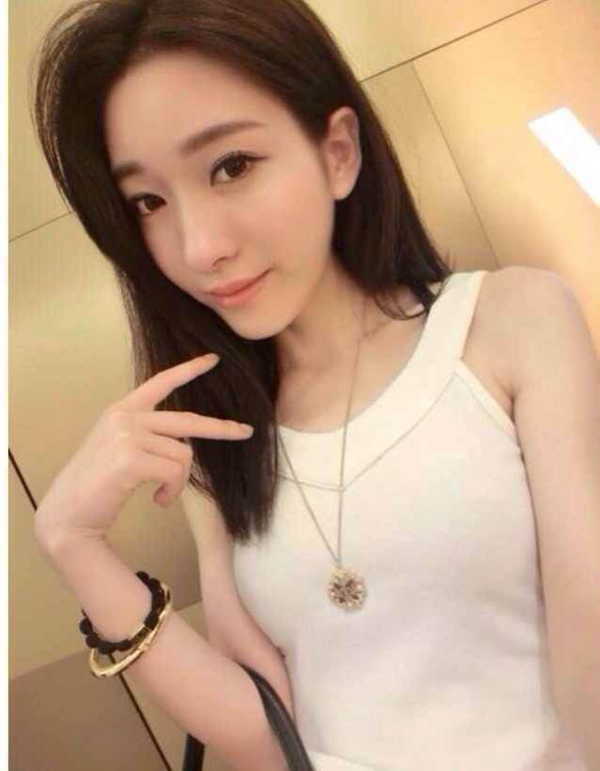 6A1FEB03F1DB2BBCB79F7283DDD44E