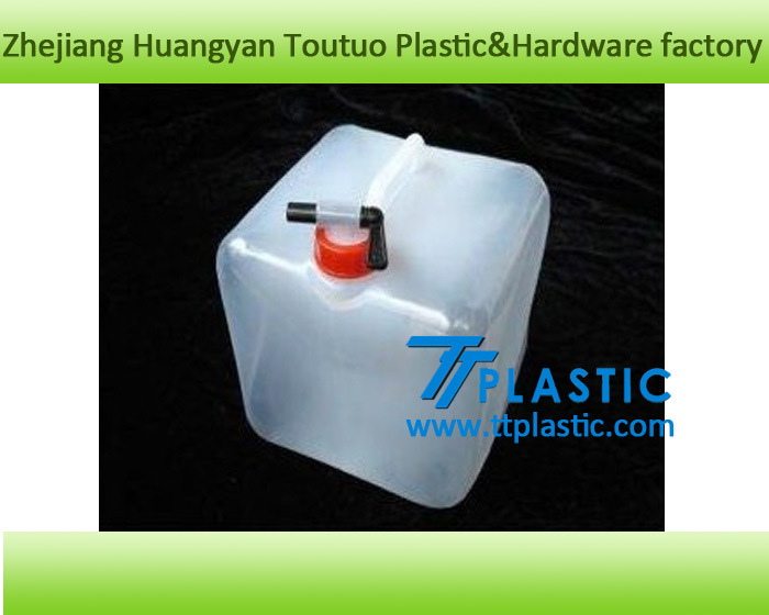 camping water container