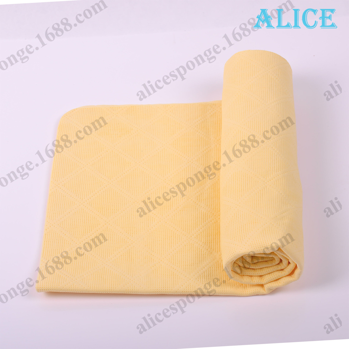 紫色压纹鹿皮巾图