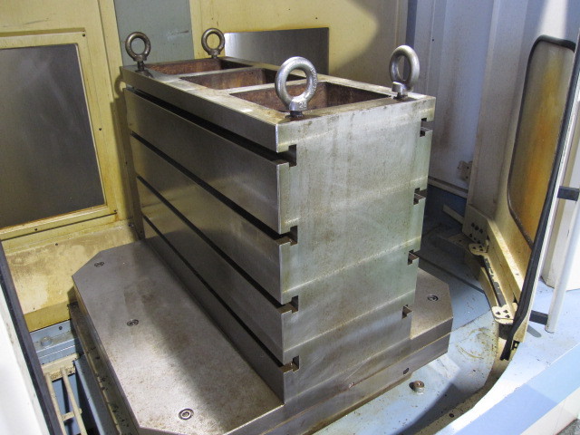 OKK HM-100S 卧加 1000x1000双工作台 (