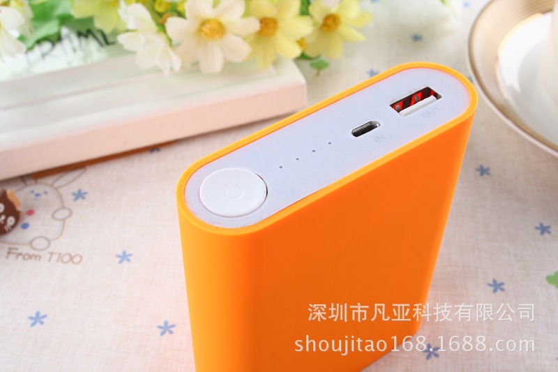 触宝电话 国际电话 服务器凌乱_宝拉培冈带着我去化妆品柜台_小米10400充电宝好用吗