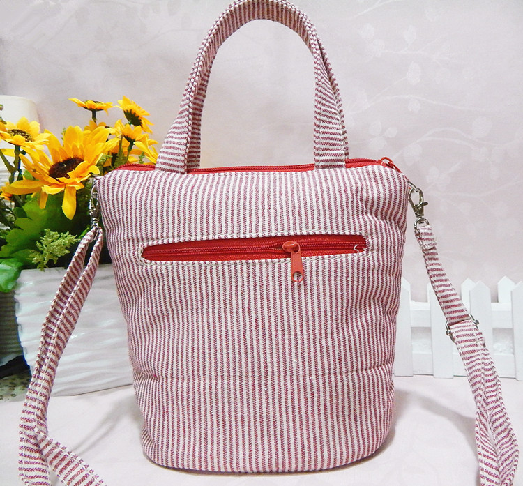 豎條紋花朵雙扣單拉手提斜挎包12