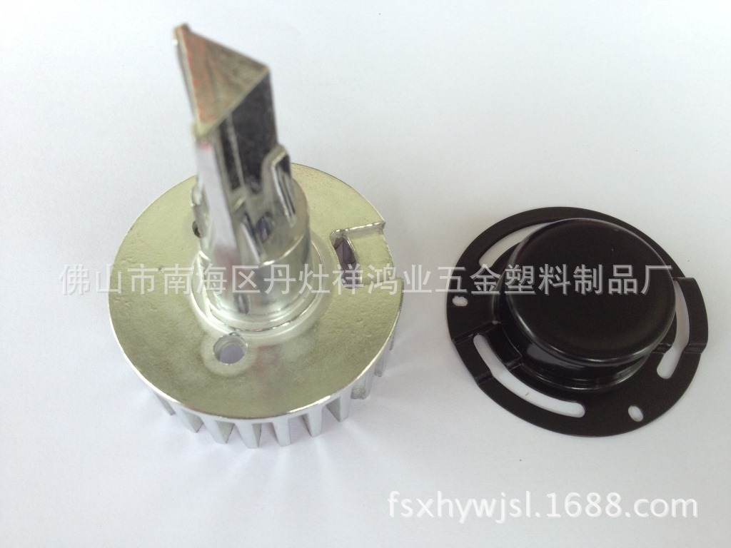 摩托车LED前大灯 三面360度发光 6-36v 18w 节能设计 超亮款