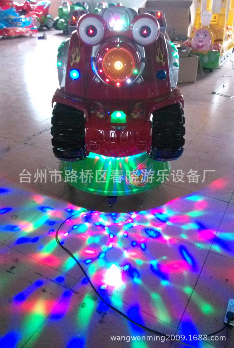 镭射旋转升降激光坦克