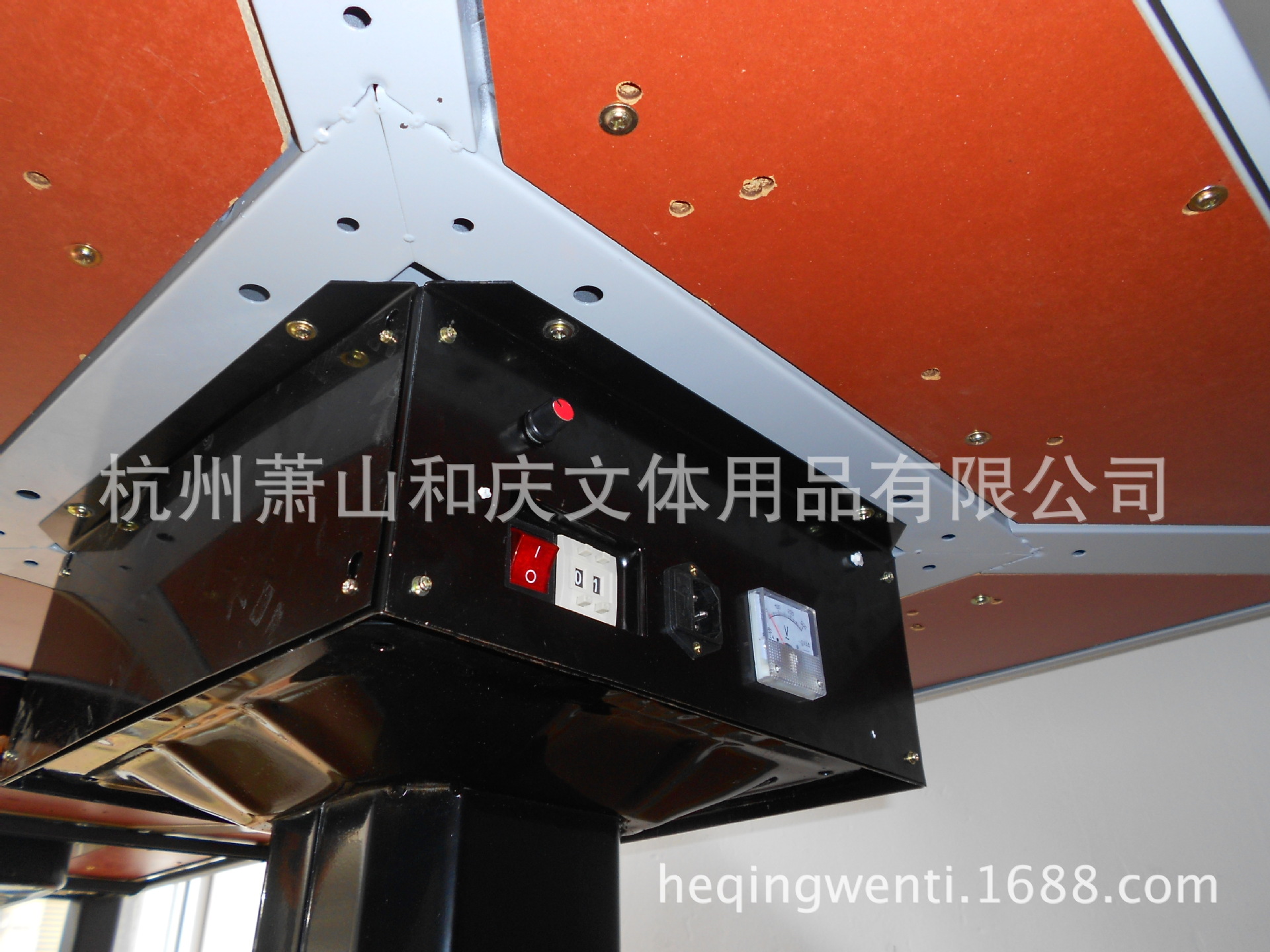 Q系列稳压器设�? height=