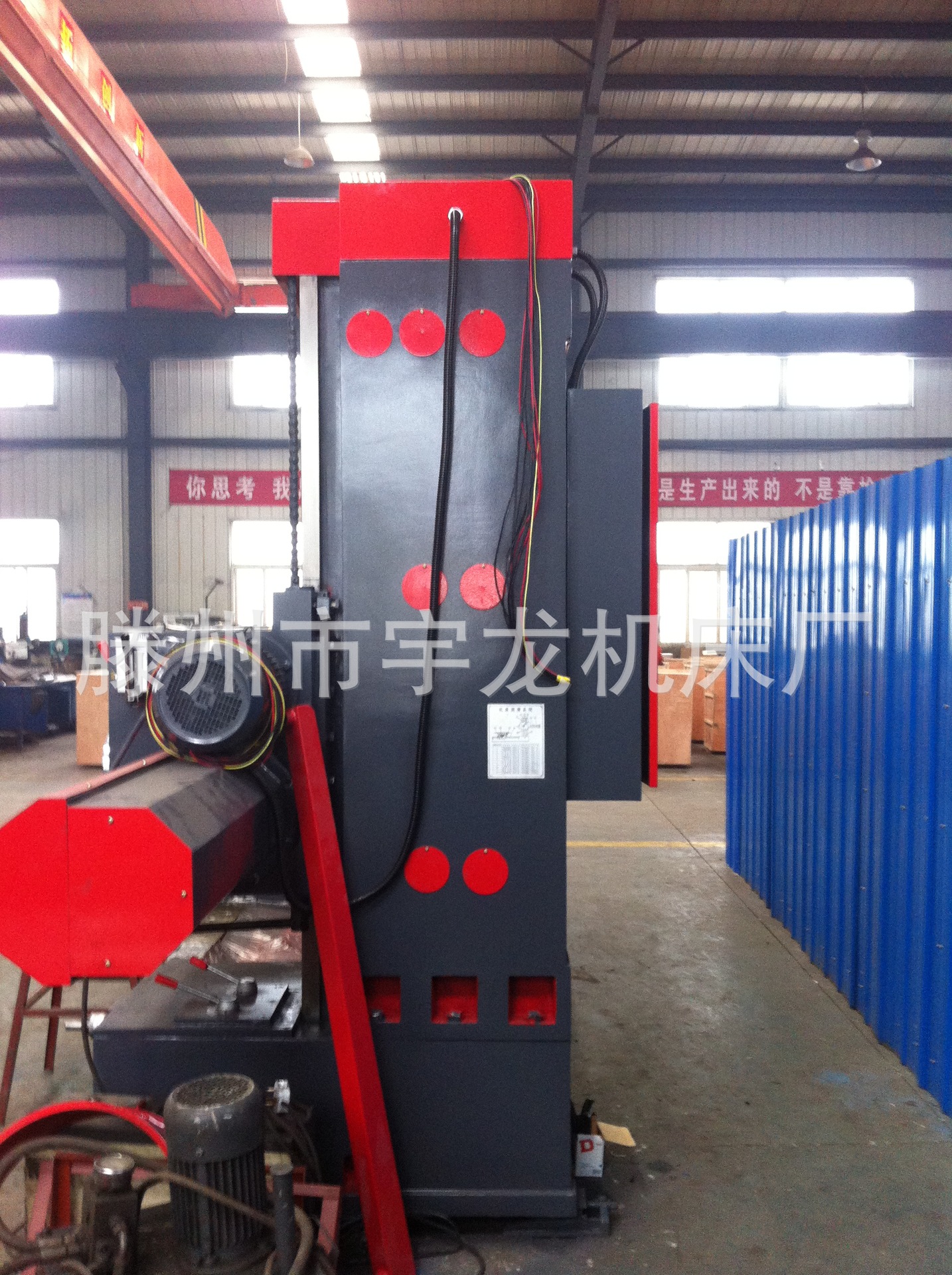 销售小型镗铣床TX68可加数显的多功能镗床欢迎来电咨询。