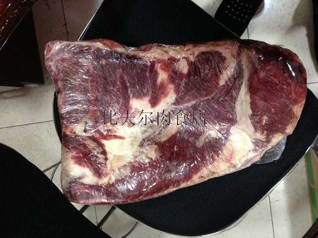 供应澳洲jbs 688#牛前胸肉 精品去骨牛肉 牛肉冷鲜 精修前胸牛肉