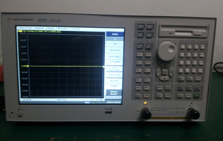 Agilent E5062A-3G网络分析仪 (1)