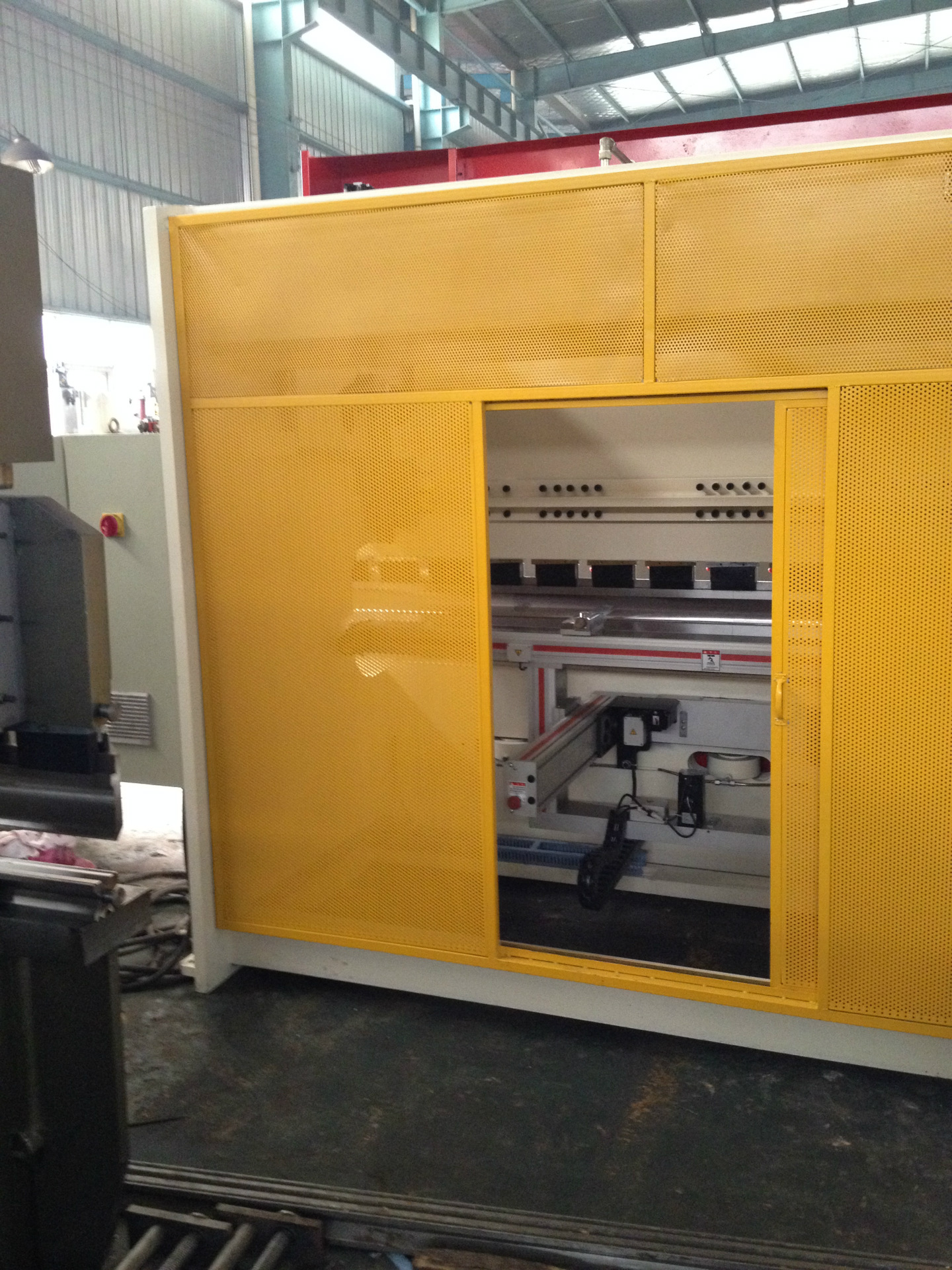 电液私服折弯机