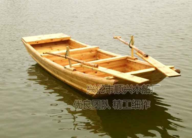 传统小木船