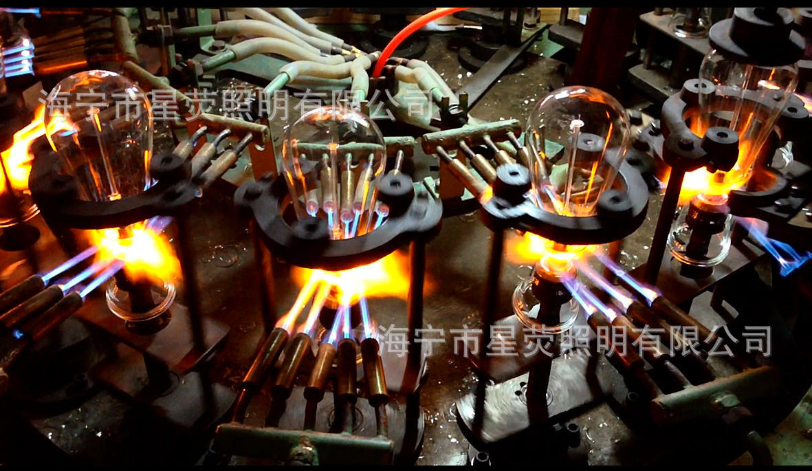 愛迪生燈泡生產流程