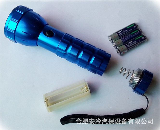 荧光检漏仪展示图_4